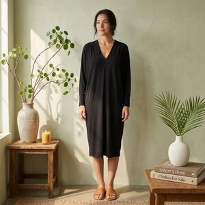Lida Baday Womens XS Black Knit Dress V Neck Dolman Sleeve Lined Knee Length